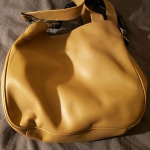 Gucci Cream Leather Shoulder Bag